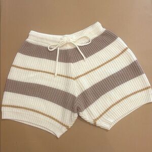 Knit striped shorts